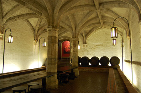 8 Wine Cellar interior 460